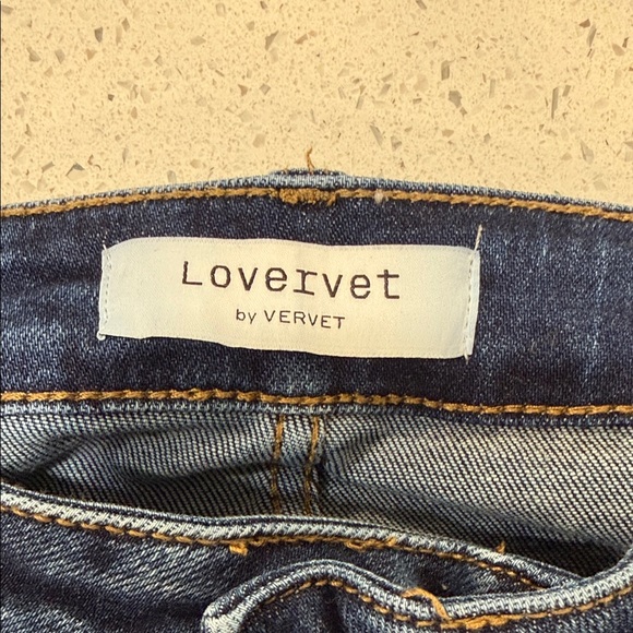 Classic Indigo Cropped Jeans with Frayed Hem - Picture 2 of 5